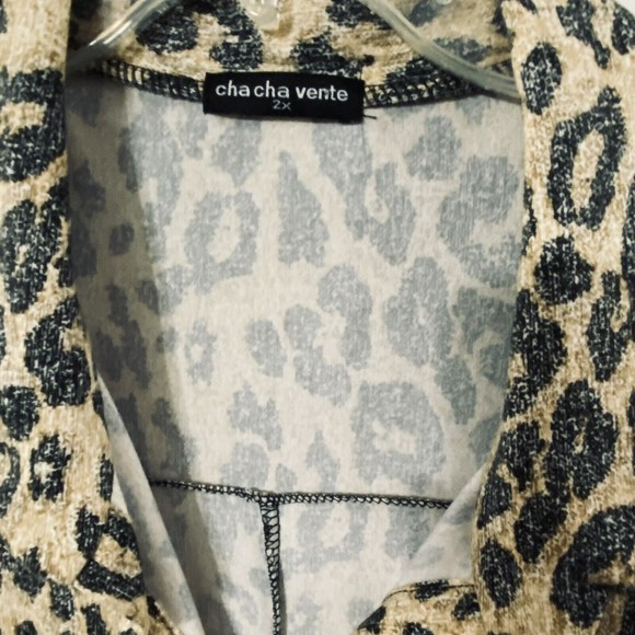 Cha Cha Vente 2X Leopard Print TUNIC Dress Kimono Top HI-LO Sueded Knit - Picture 3 of 7